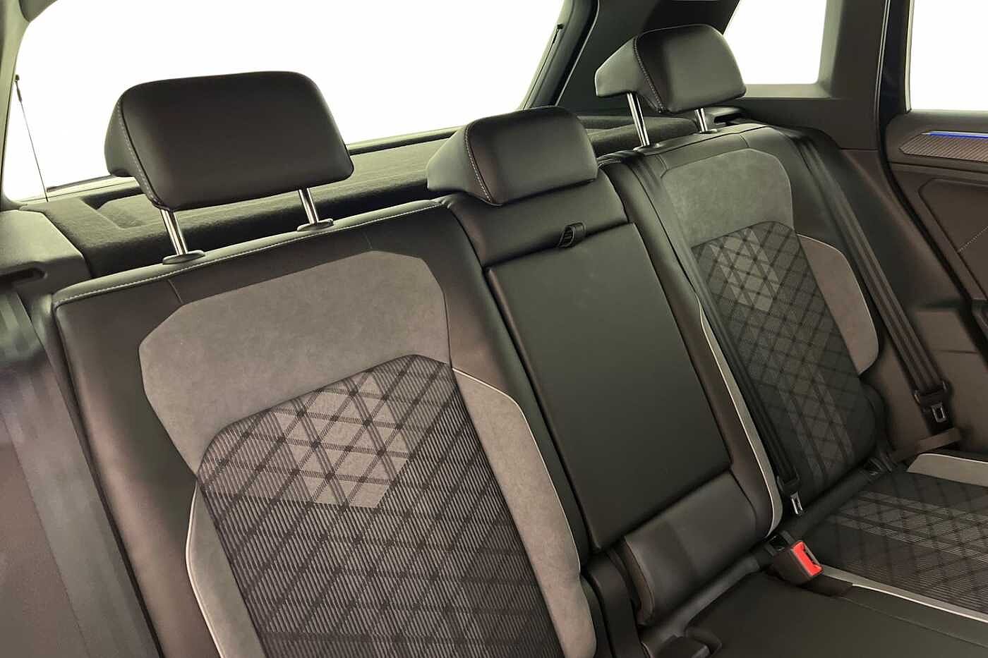 Volkswagen Tiguan 1.5 TSI (150ps) R-Line EVO DSG