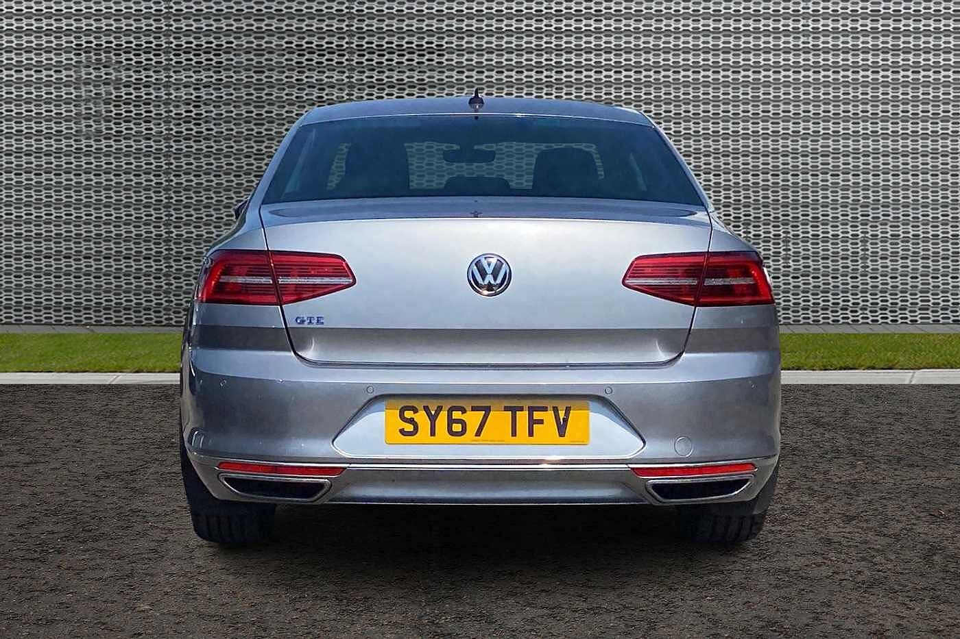 Volkswagen Passat GTE