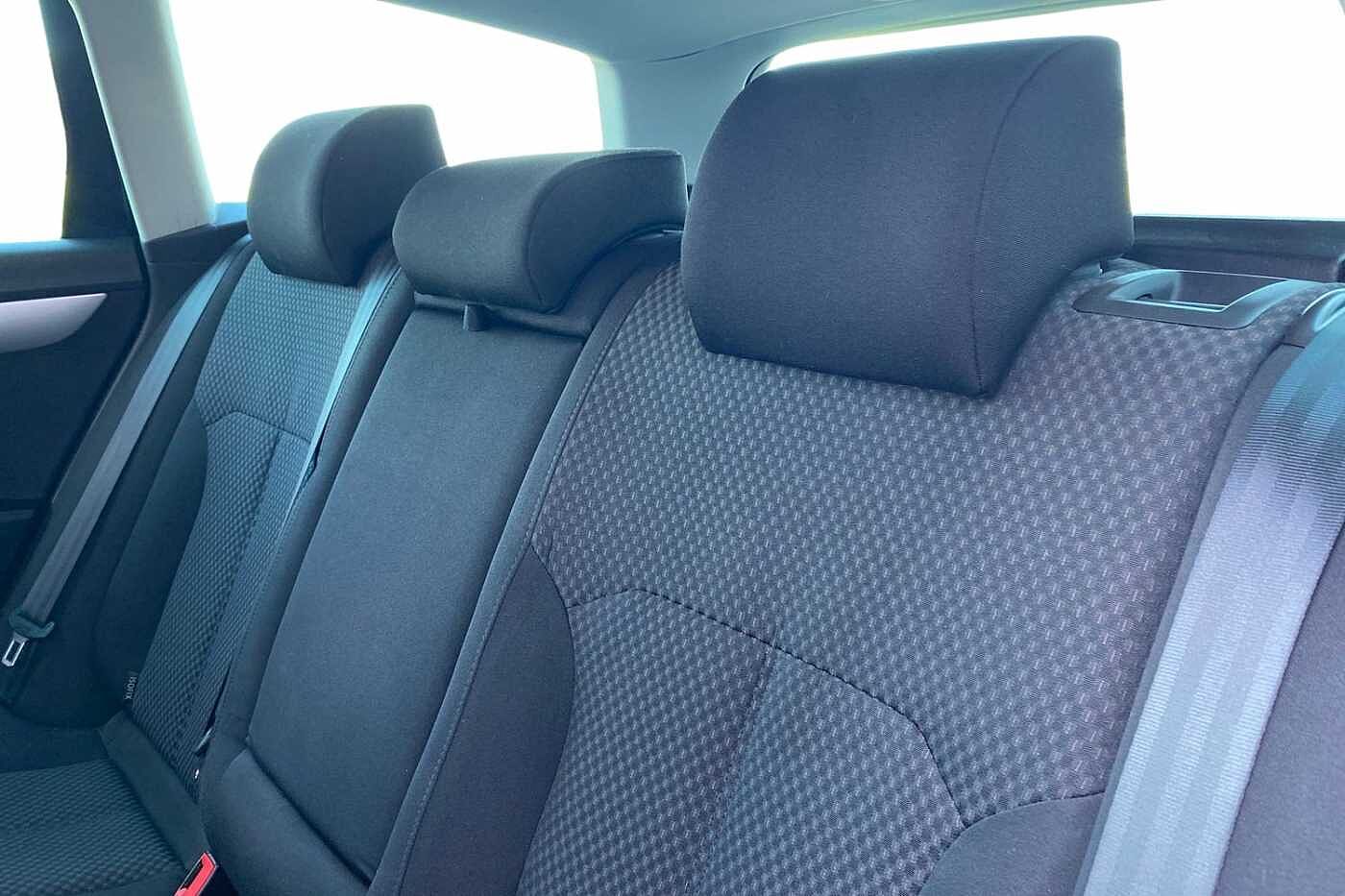 Volkswagen Passat Estate 1.6 TDI R Line 105PS
