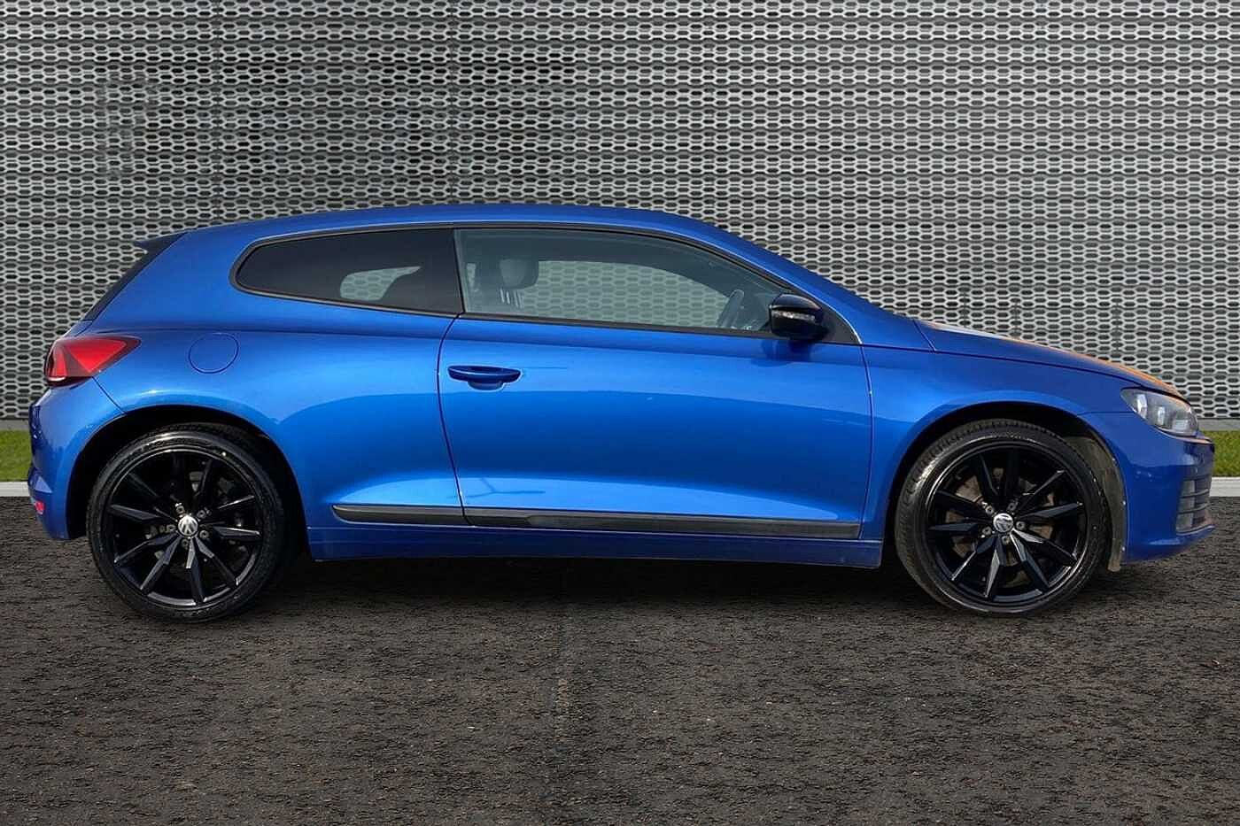 Volkswagen Scirocco Diesel Coupe GT Black Edition**Dynaudio**