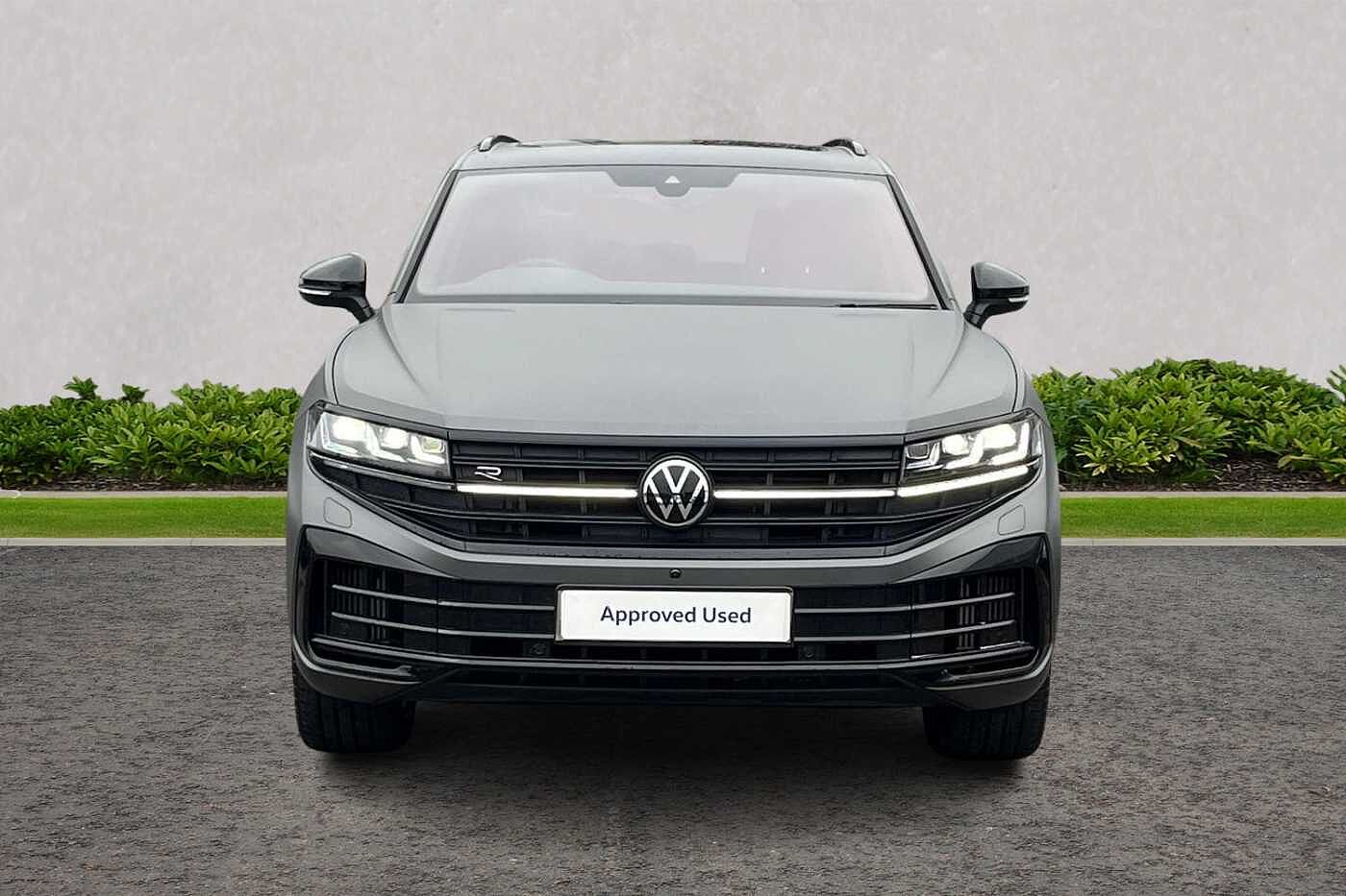 Volkswagen Touareg 3.0TSI (462ps) R PHEV 4Motion Tiptronic