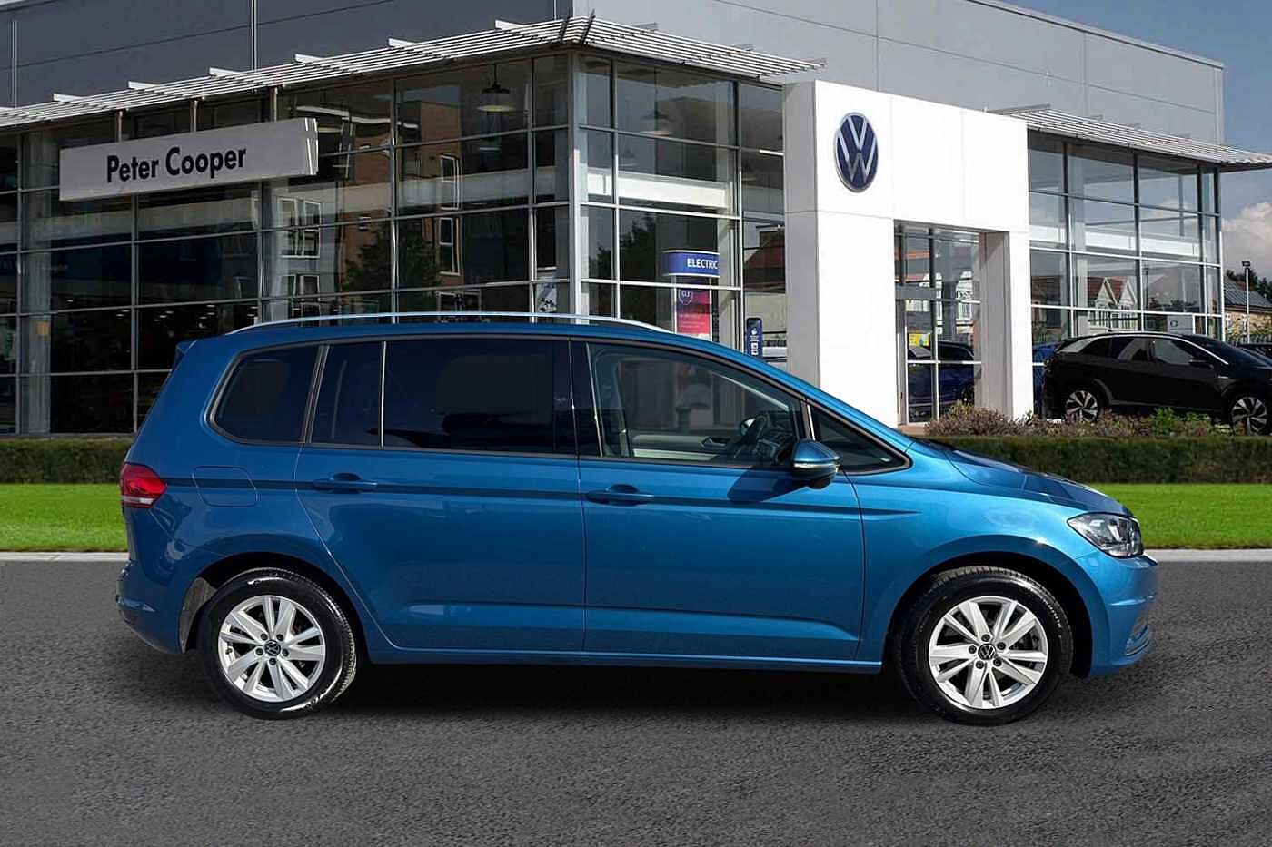 Volkswagen Touran 1.5 TSI EVO SE Family DSG 5dr