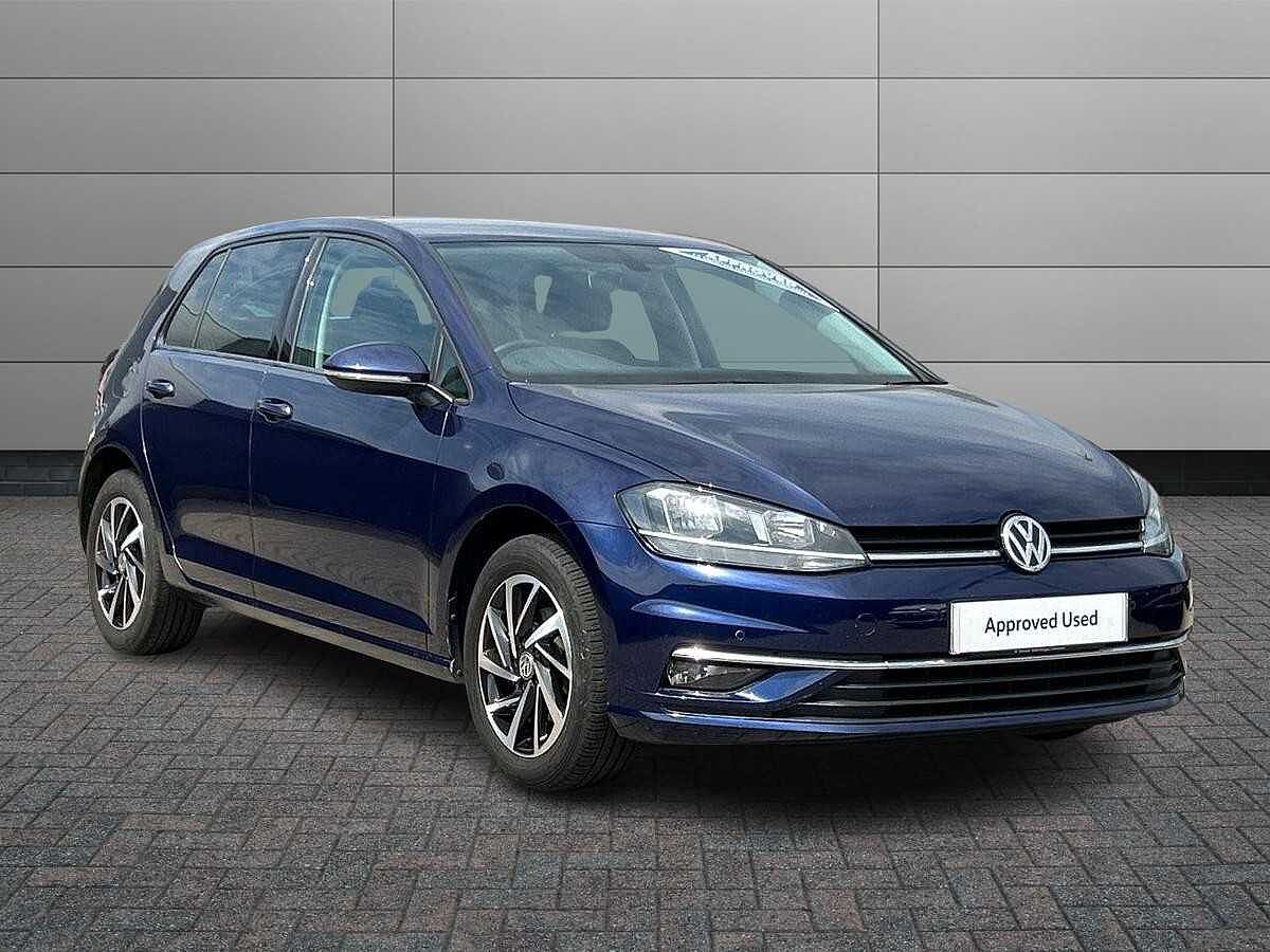 Volkswagen Golf Hatchback 1.0 TSI 115 Match 5dr + VOLKSWAGEN WARRANTY