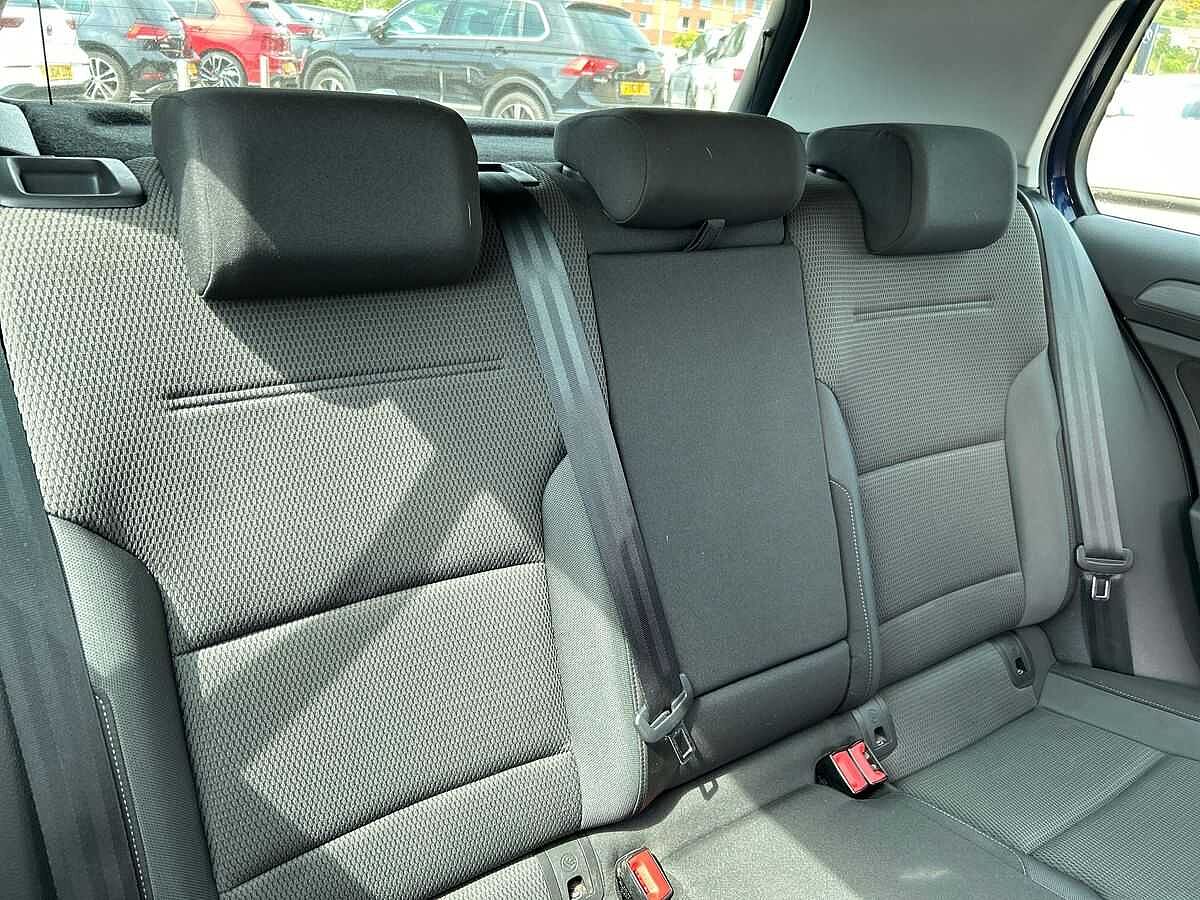 Volkswagen Golf Hatchback 1.0 TSI 115 Match 5dr + VOLKSWAGEN WARRANTY