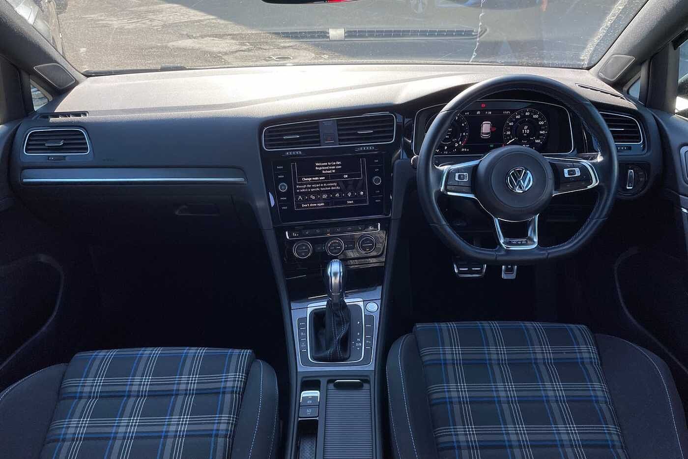 Volkswagen Golf GTE Advance 1.4 TSI 204PS 6-speed DSG 5 Door