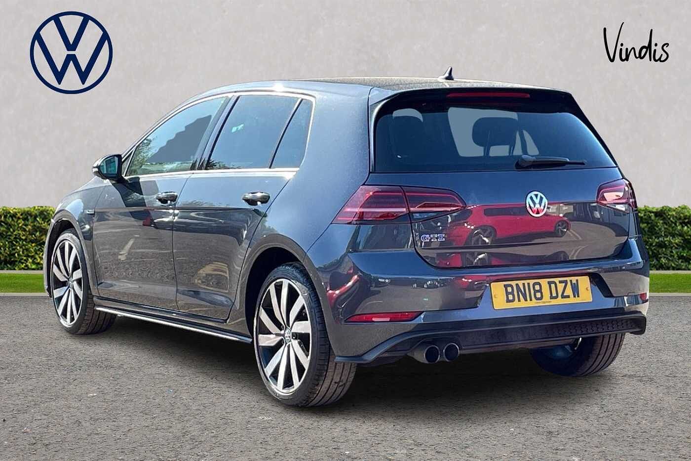 Volkswagen Golf GTE Advance 1.4 TSI 204PS 6-speed DSG 5 Door