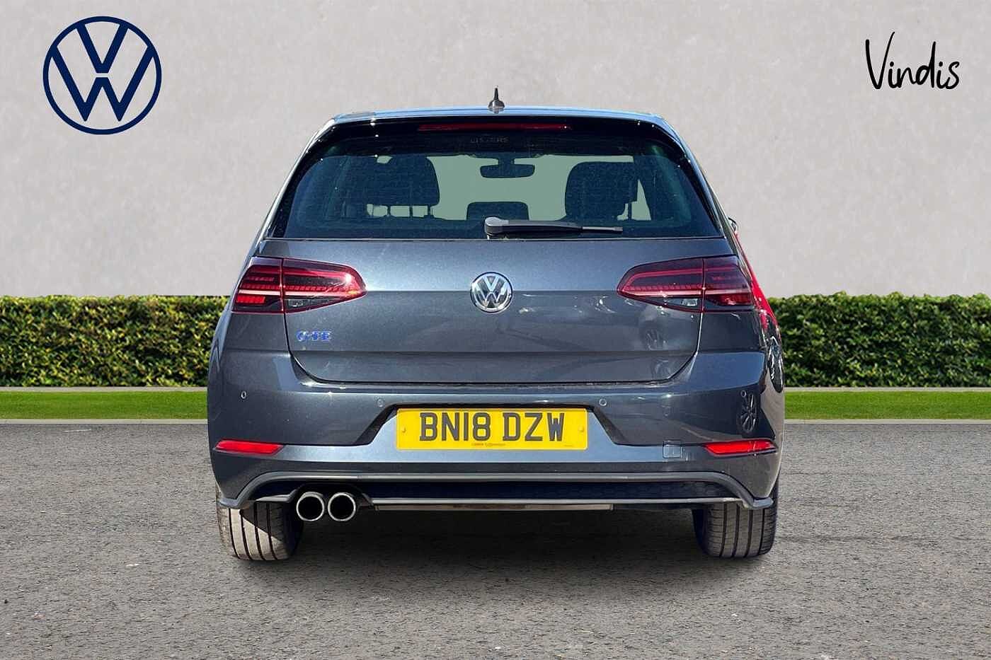 Volkswagen Golf GTE Advance 1.4 TSI 204PS 6-speed DSG 5 Door