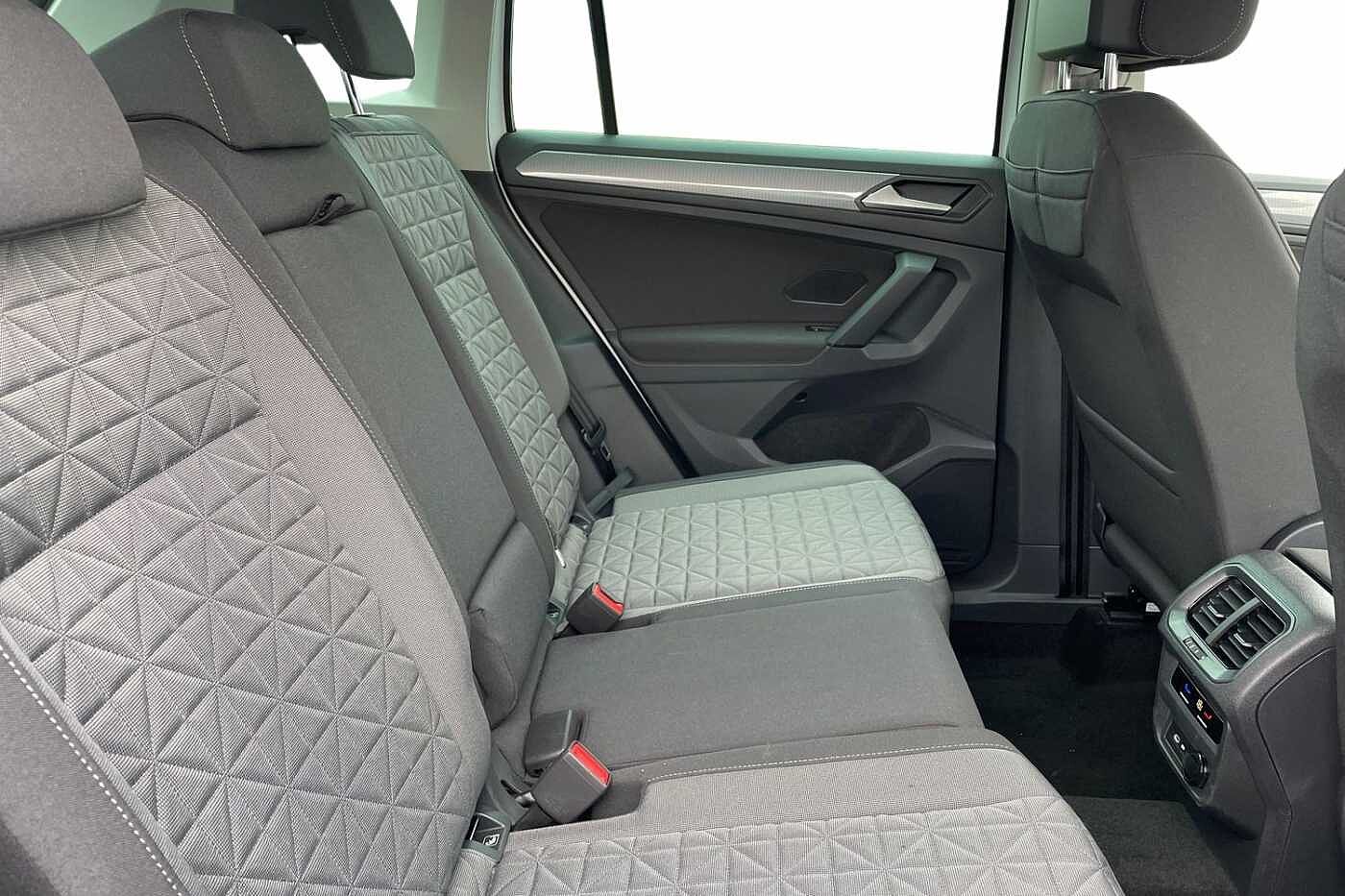 Volkswagen Tiguan Life 2.0 TDI 150PS 7-Speed DSG 5 Door