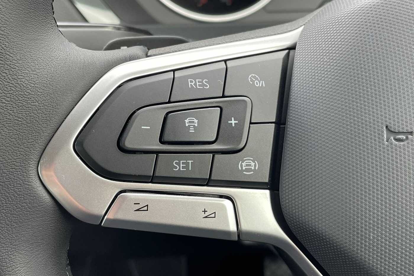 Volkswagen Tiguan Life 2.0 TDI 150PS 7-Speed DSG 5 Door