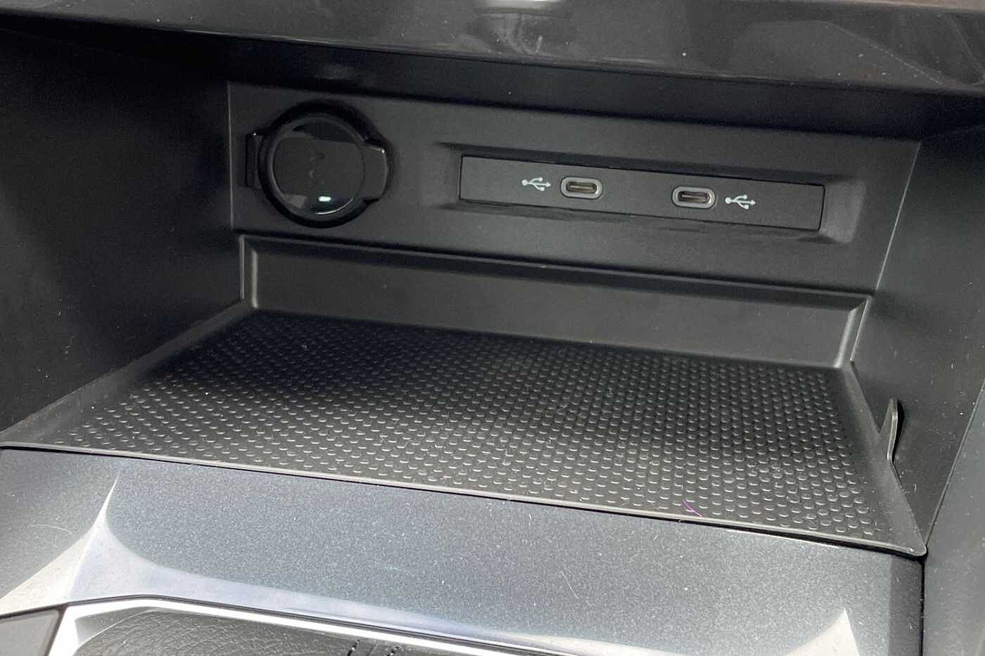 Volkswagen Tiguan Life 2.0 TDI 150PS 7-Speed DSG 5 Door