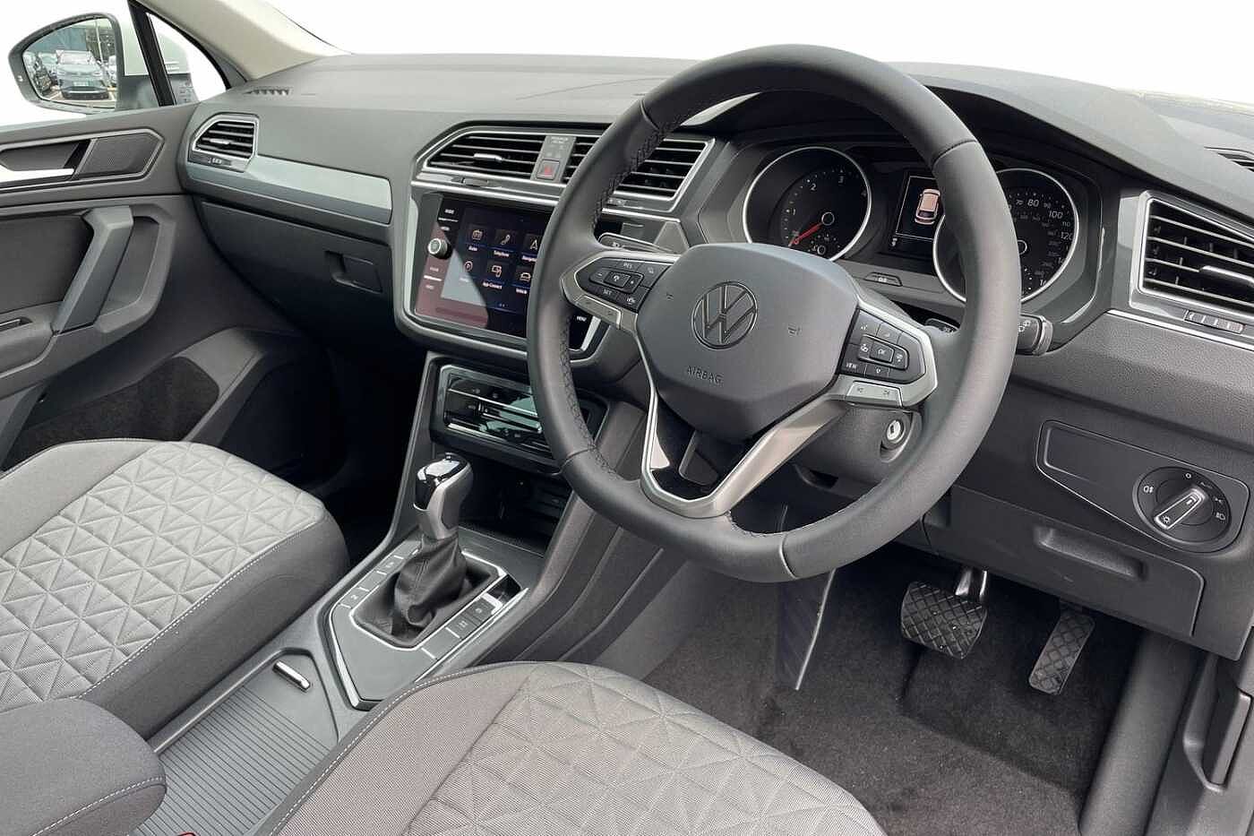 Volkswagen Tiguan Life 2.0 TDI 150PS 7-Speed DSG 5 Door