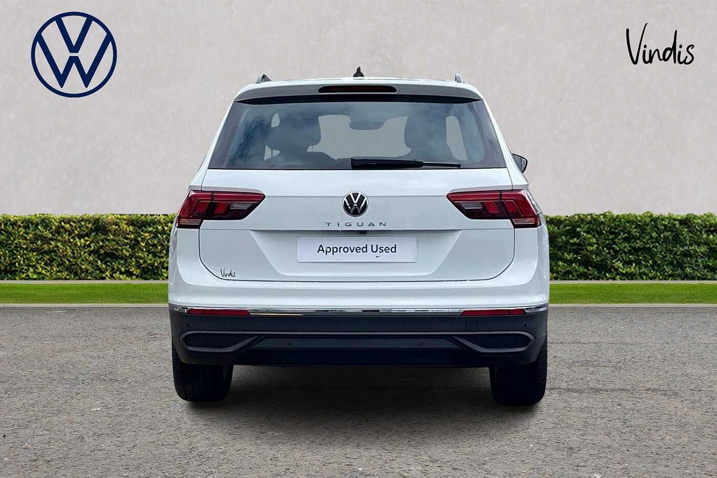 Volkswagen Tiguan Life 2.0 TDI 150PS 7-Speed DSG 5 Door