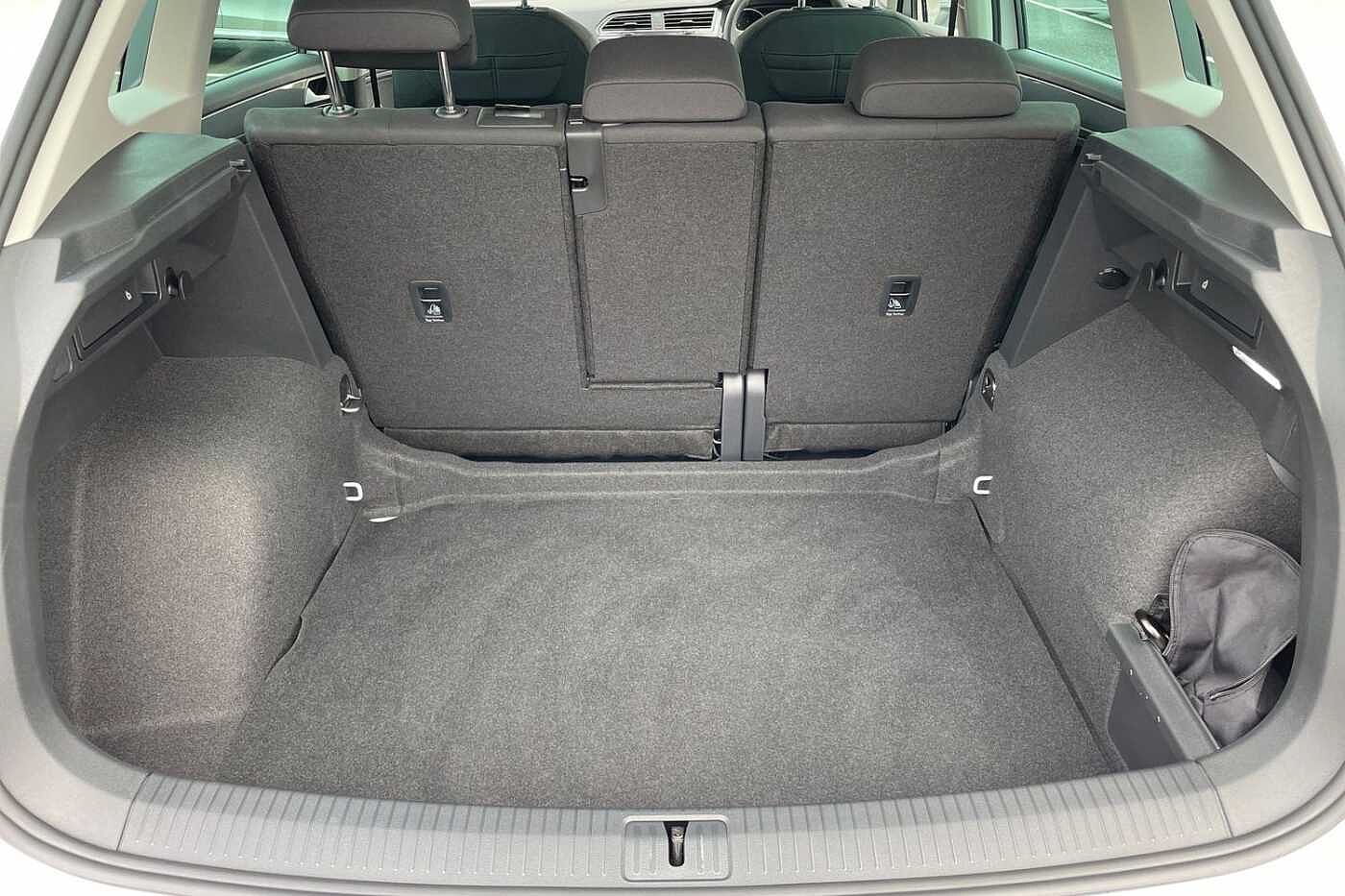 Volkswagen Tiguan Life 2.0 TDI 150PS 7-Speed DSG 5 Door