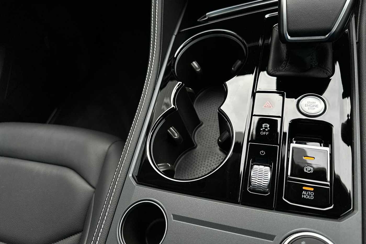 Volkswagen Touareg Estate Elegance 3.0 TSI eHybrid 381PS 8-Speed Tiptronic 4Motion 5 Door