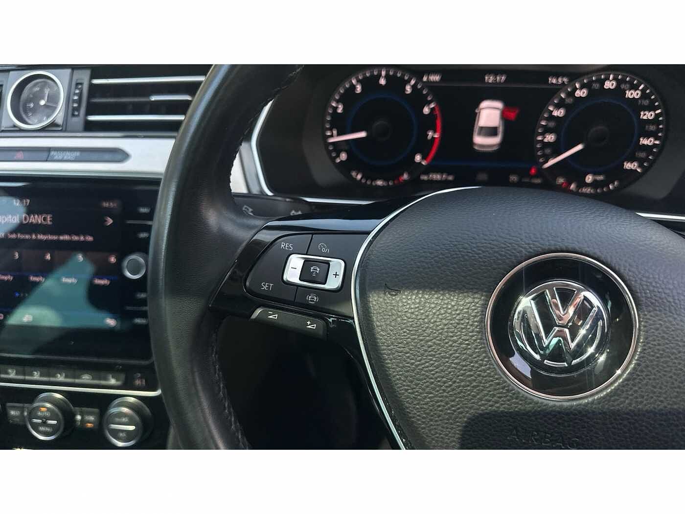 Volkswagen Passat 1.5 TSI (150ps) GT (s/s) Saloon
