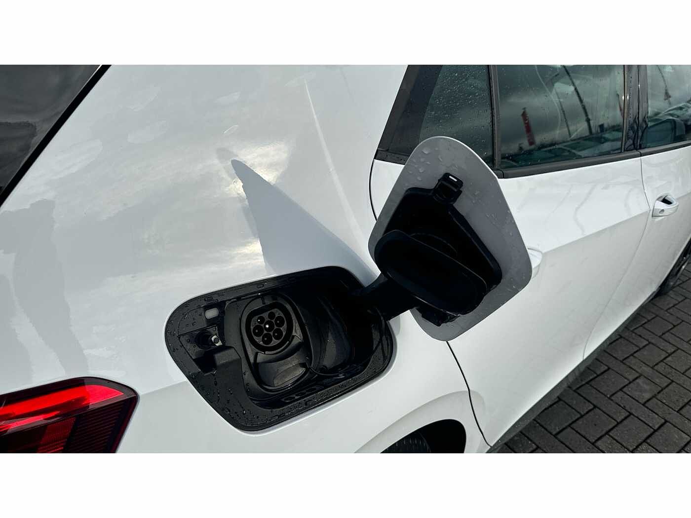 Volkswagen ID.3 Pro 58kWh 204PS Automatic 5 Door