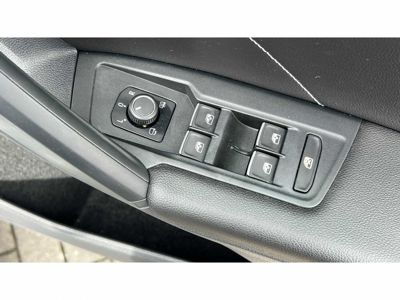Volkswagen Tiguan 1.5 TSI (150ps) R-Line EVO DSG