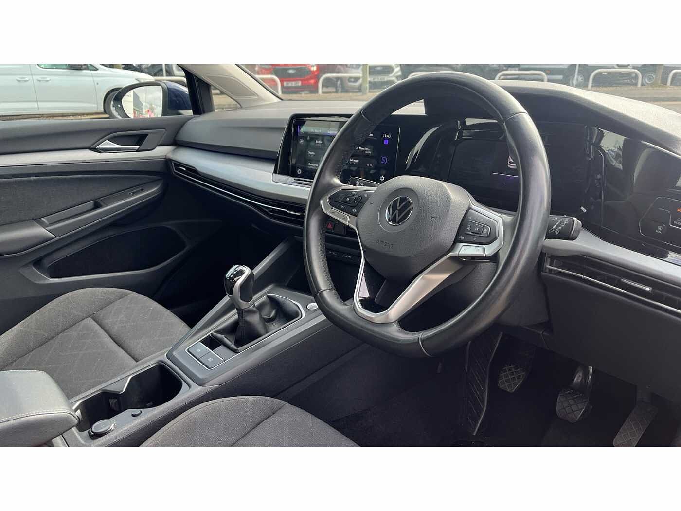 Volkswagen Golf 8 Life 1.5 TSI 130PS 6-speed Manual 5 Door
