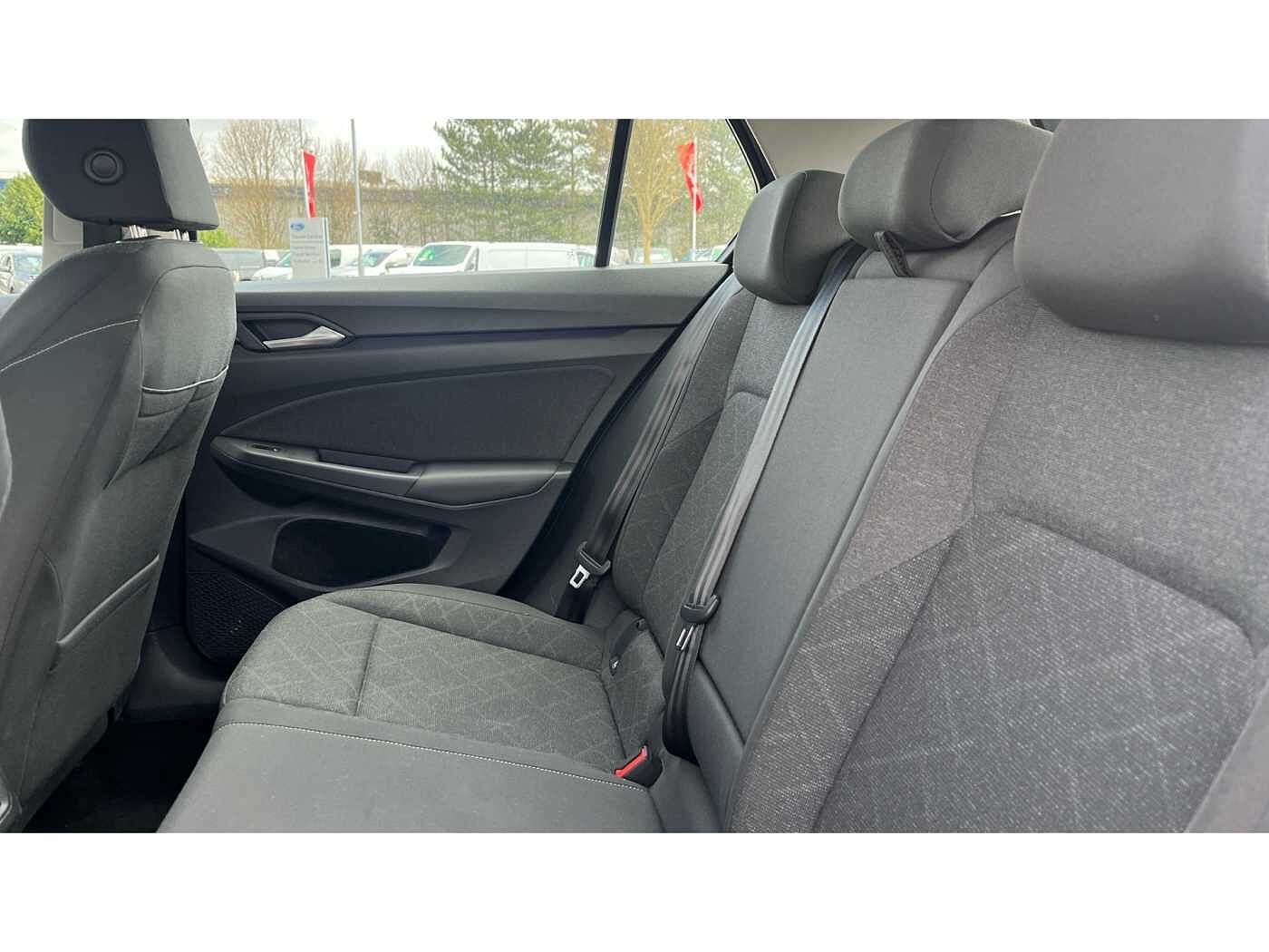Volkswagen Golf 8 Life 1.5 TSI 130PS 6-speed Manual 5 Door