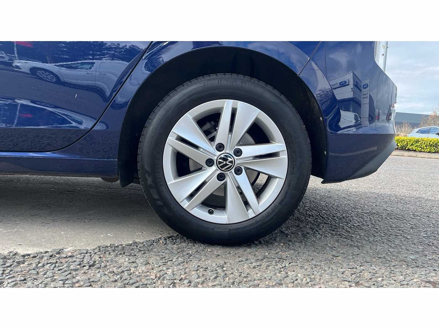 Volkswagen Golf 8 Life 1.5 TSI 130PS 6-speed Manual 5 Door