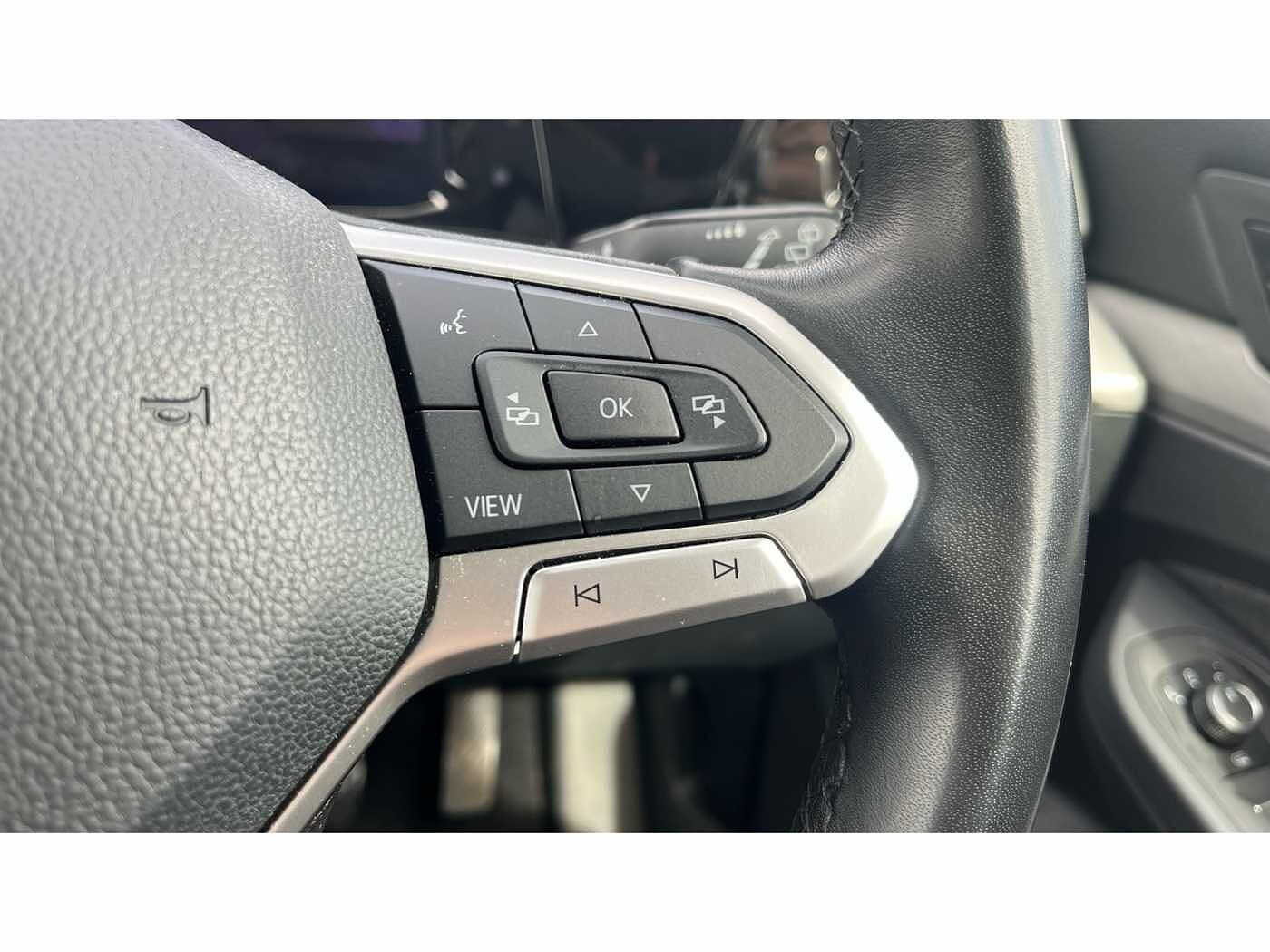 Volkswagen Golf 8 Life 1.5 TSI 130PS 6-speed Manual 5 Door