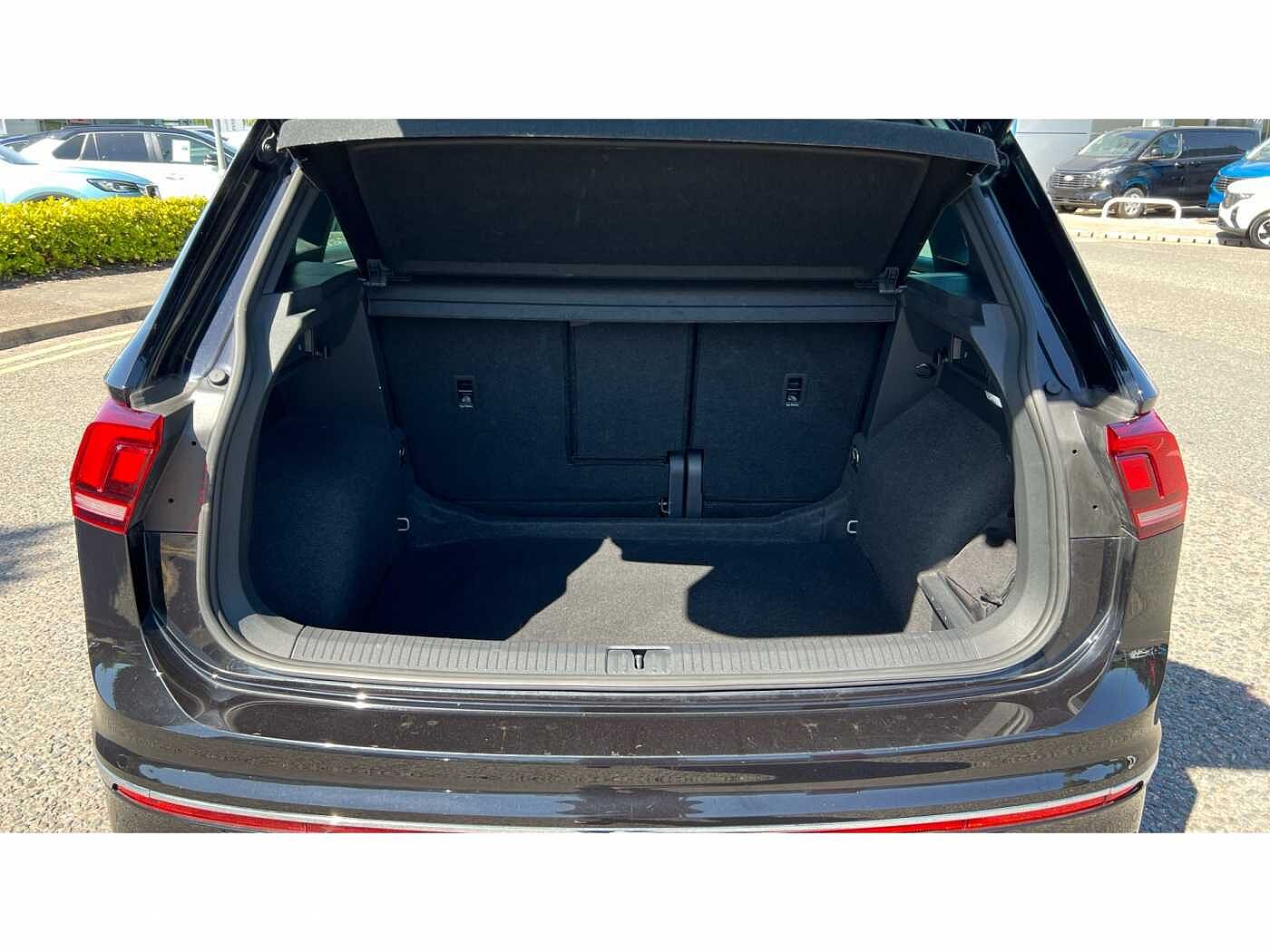 Volkswagen Tiguan 2.0 TSI 4Motion R-Line 5dr DSG