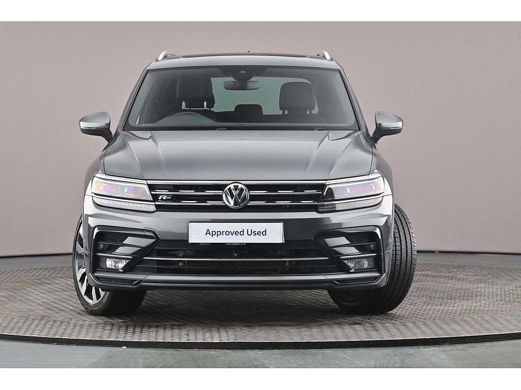 Volkswagen Tiguan SWB R-Line Tech 2.0 TSI 4Motion 230PS 7-Speed DSG 5 Door