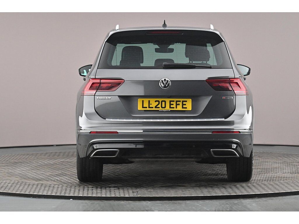 Volkswagen Tiguan SWB R-Line Tech 2.0 TSI 4Motion 230PS 7-Speed DSG 5 Door