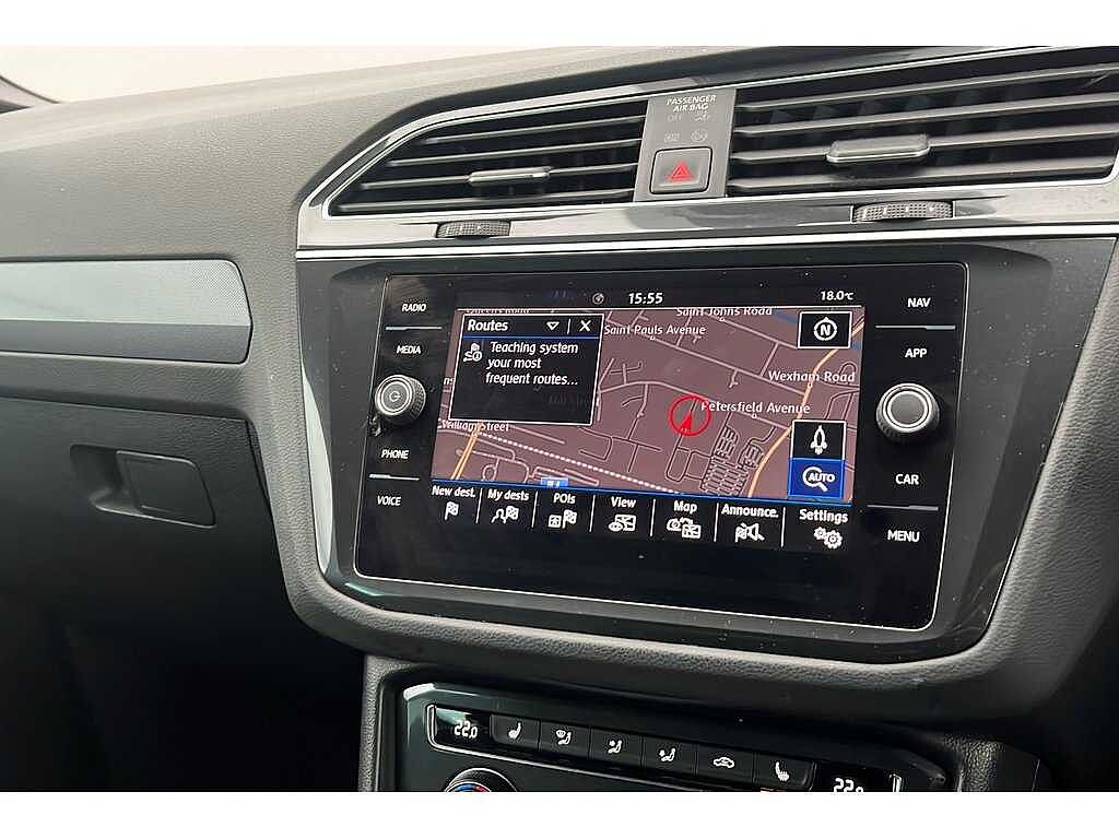 Volkswagen Tiguan SWB R-Line Tech 2.0 TSI 4Motion 230PS 7-Speed DSG 5 Door
