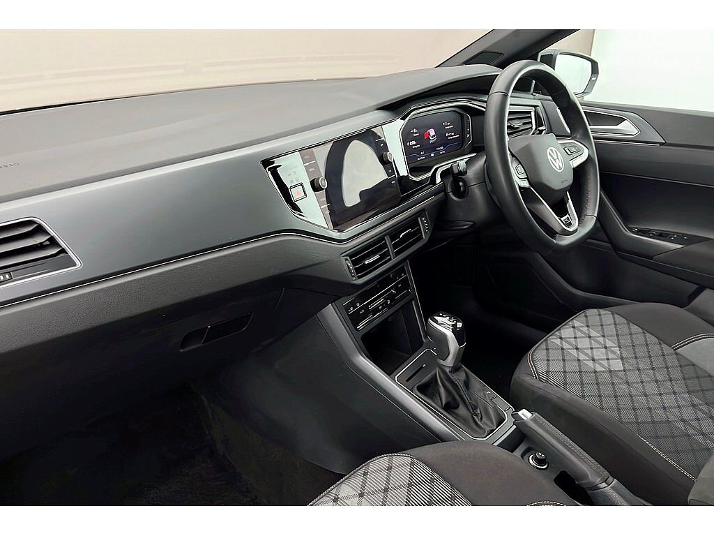 Volkswagen Polo R-Line 1.0 TSI 110PS 7-speed DSG 5 Door
