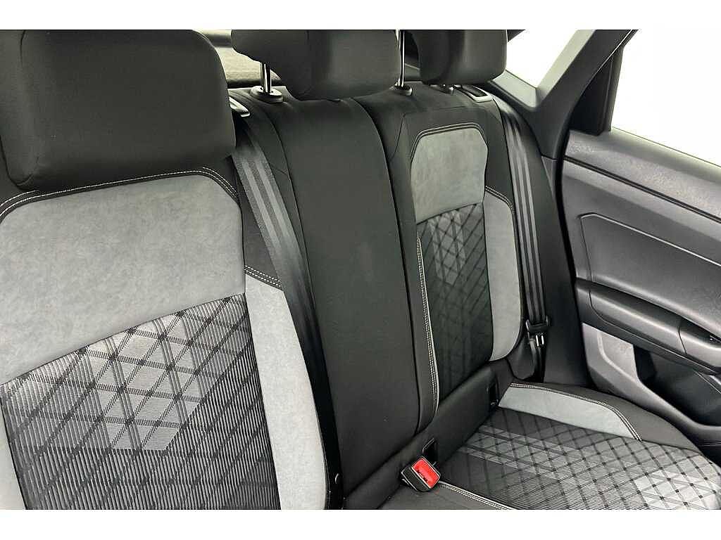 Volkswagen Polo R-Line 1.0 TSI 110PS 7-speed DSG 5 Door