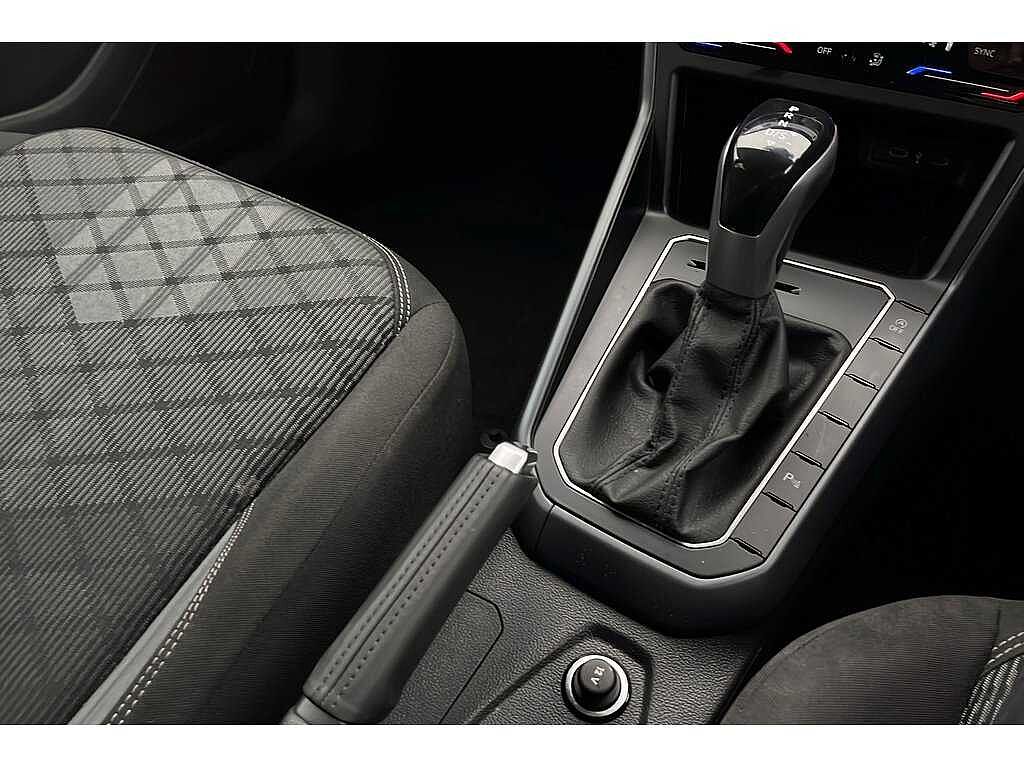 Volkswagen Polo R-Line 1.0 TSI 110PS 7-speed DSG 5 Door