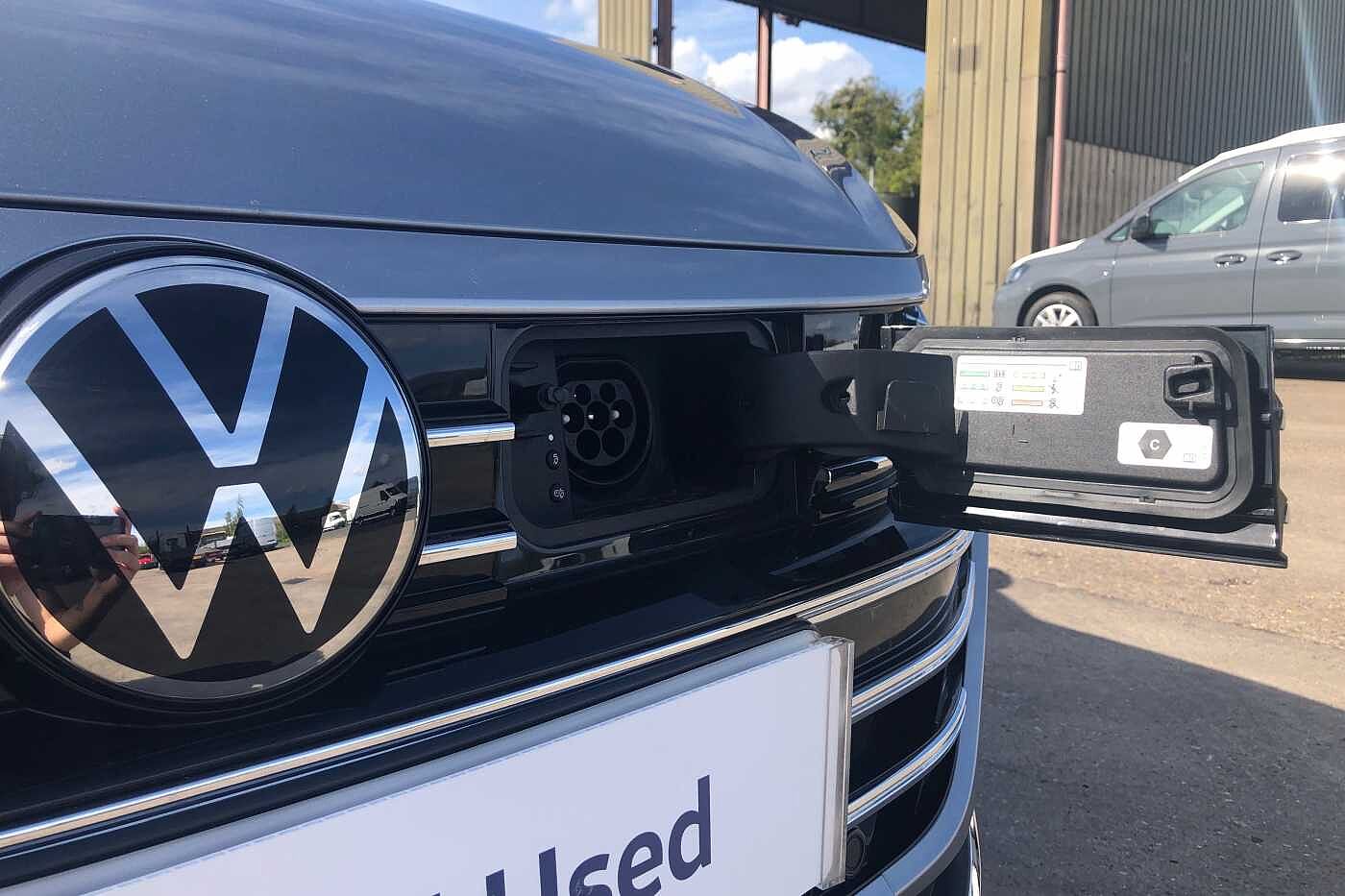 Volkswagen Arteon 1.4TSI 218ps Elegance e-Hybrid DSG Fastback