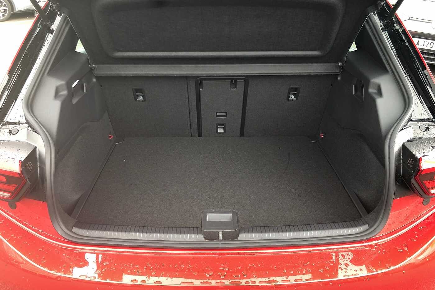 Volkswagen ID.3 Pro 58kWh 204PS 1-speed automatic 5 Door