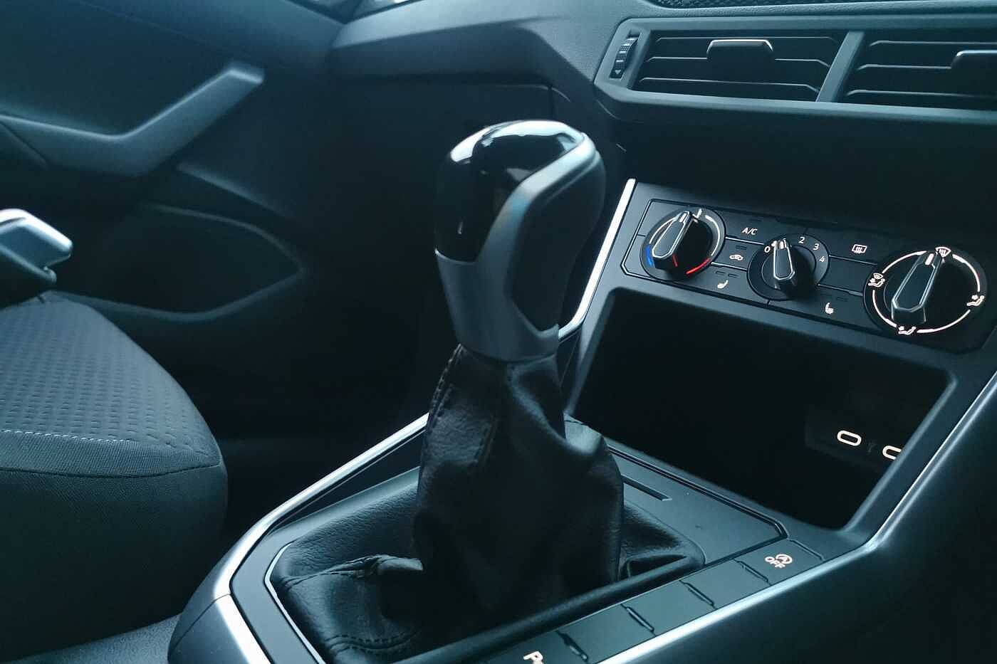 Volkswagen Polo Match 1.0 TSI 95PS 5-speed Manual 5 Door