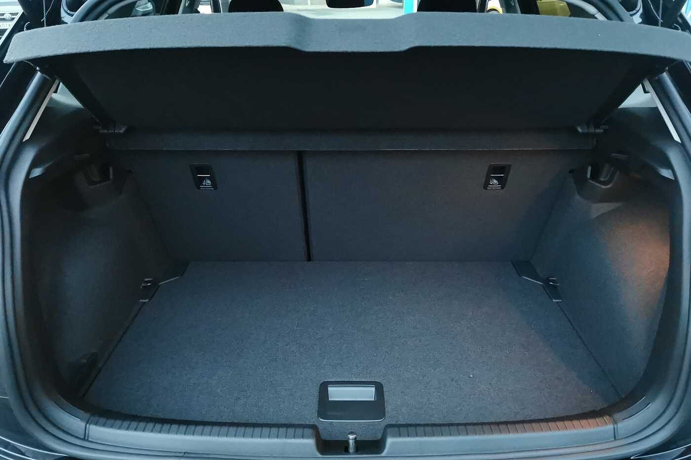 Volkswagen Polo Match 1.0 TSI 95PS 5-speed Manual 5 Door