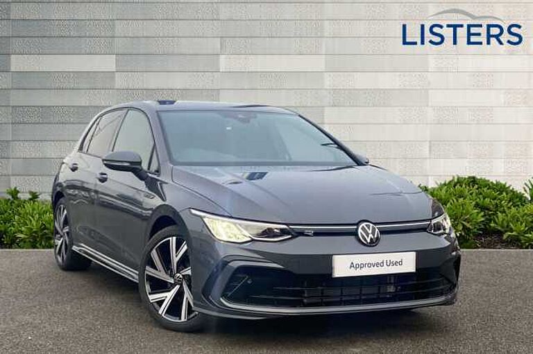 Volkswagen Golf 8 R-Line 1.5 TSI 130PS 6-speed Manual 5 Door *WINTER PACK + REAR CAMERA*