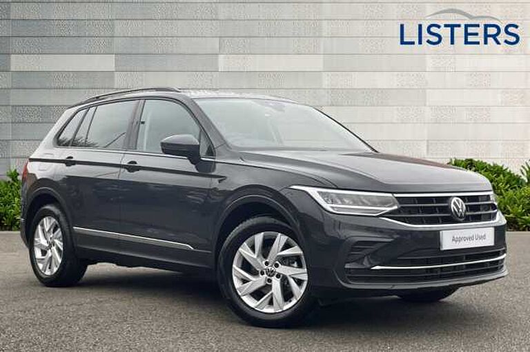 Volkswagen Tiguan Life 2.0 TDI 150PS 7-Speed DSG 5 Door *WINTER PACK*