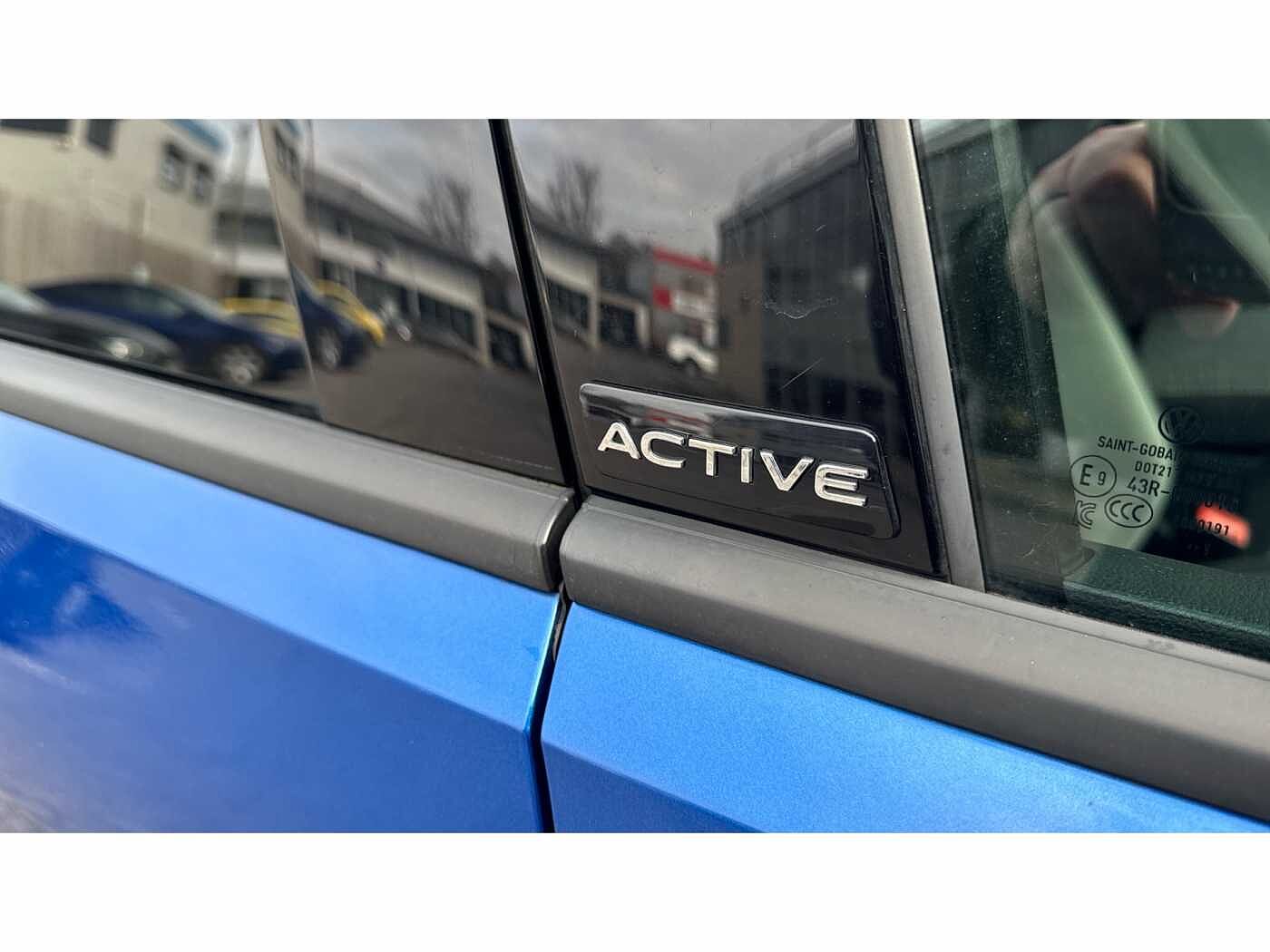 Volkswagen T-ROC 1.0 TSI Active 110PS