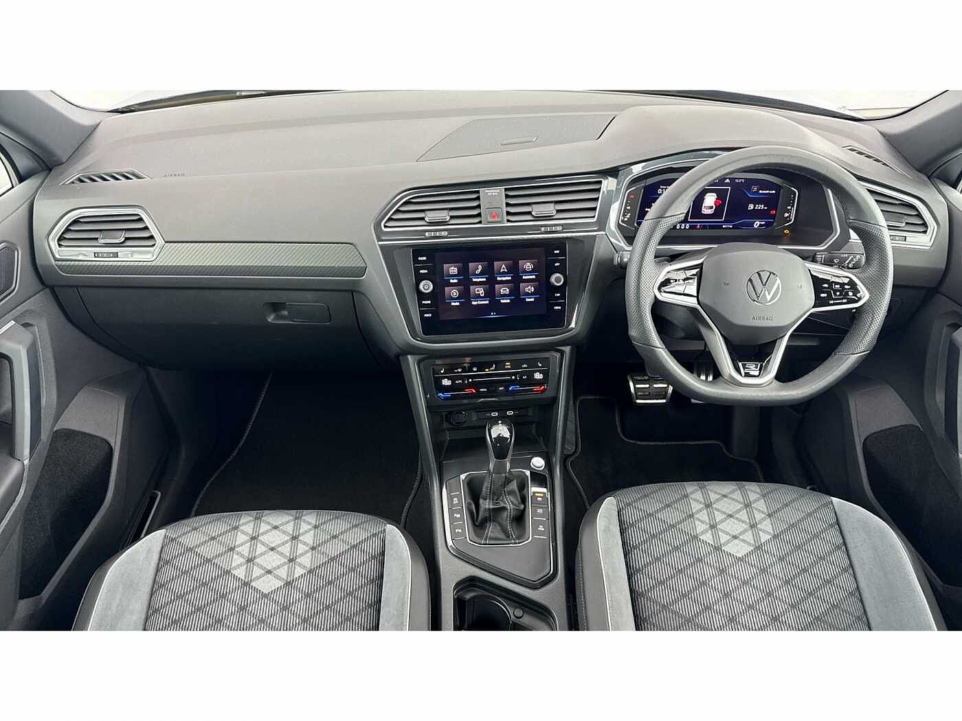 Volkswagen Tiguan 1.5 TSI (150ps) R-Line EVO DSG