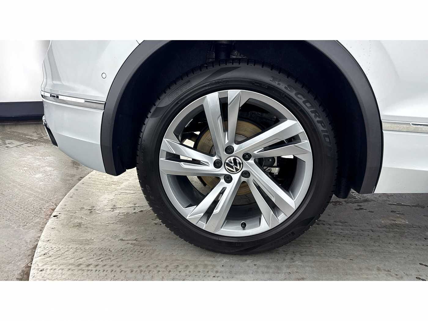 Volkswagen Tiguan 1.5 TSI (150ps) R-Line EVO DSG