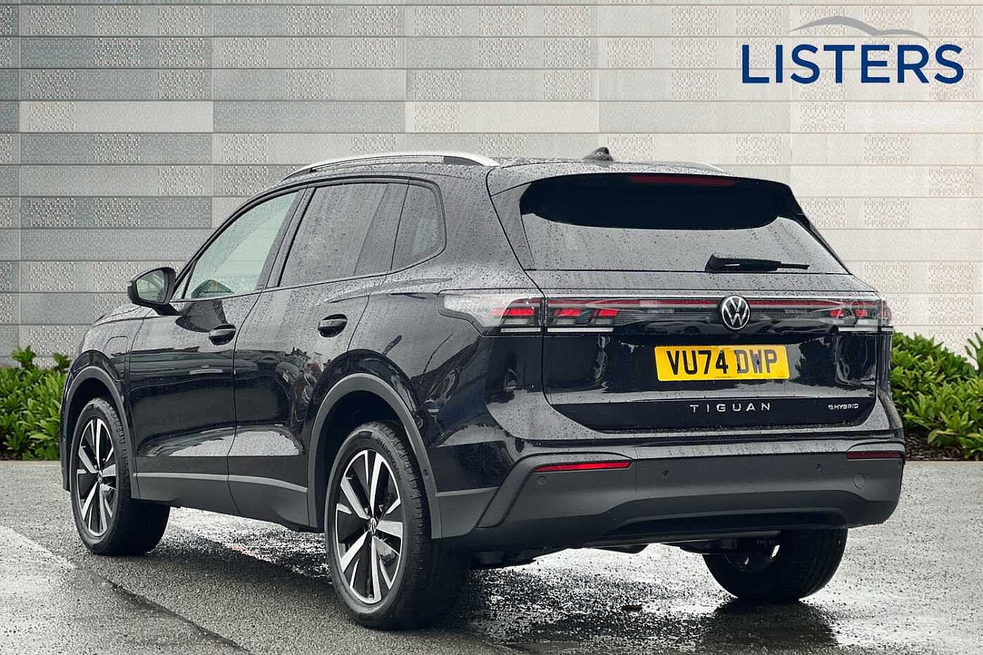 Volkswagen Tiguan Match 1.5 TSI eHybrid 204PS 6-Speed DSG 5 Door