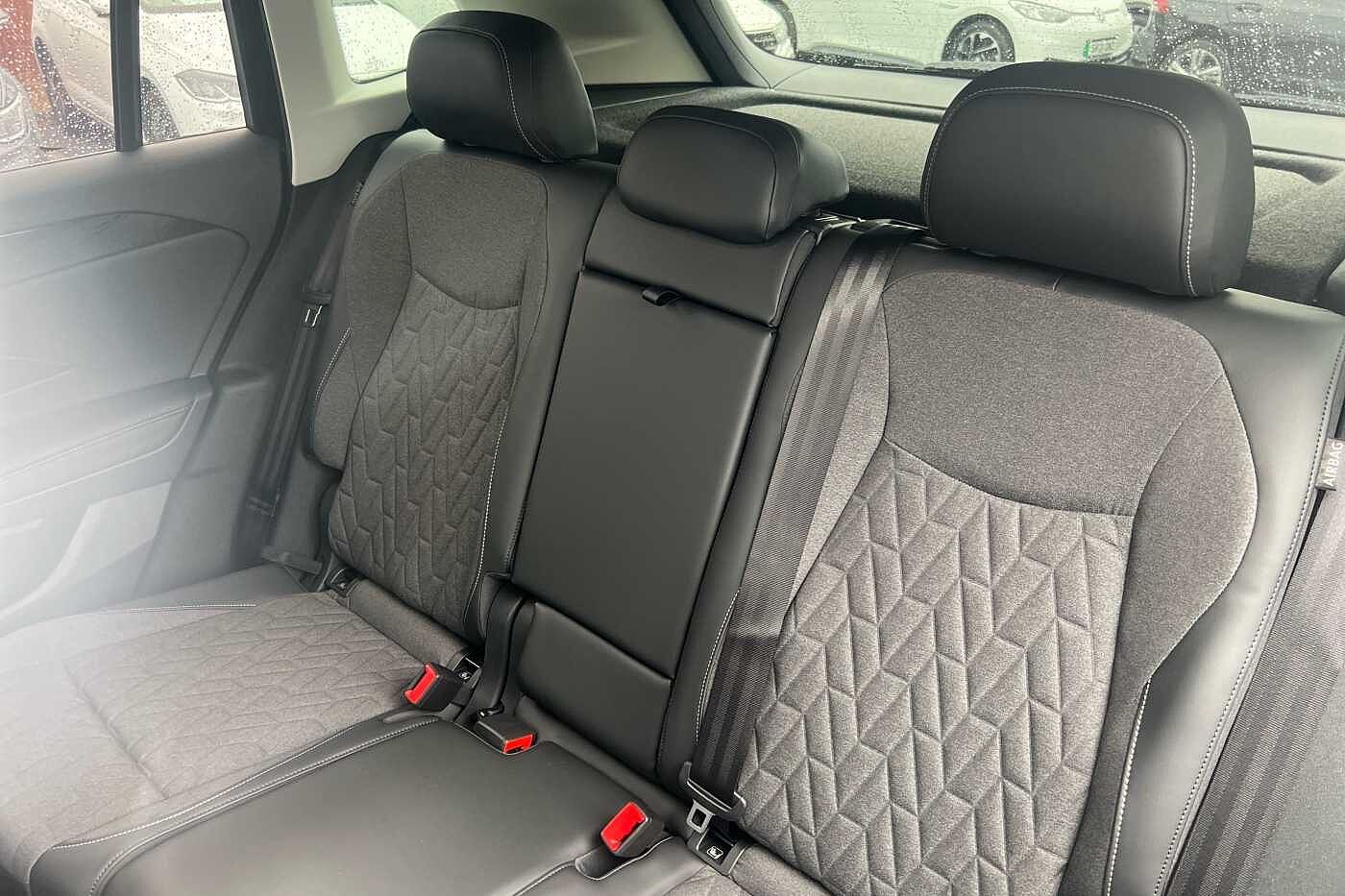 Volkswagen Tiguan Match 1.5 TSI eHybrid 204PS 6-Speed DSG 5 Door