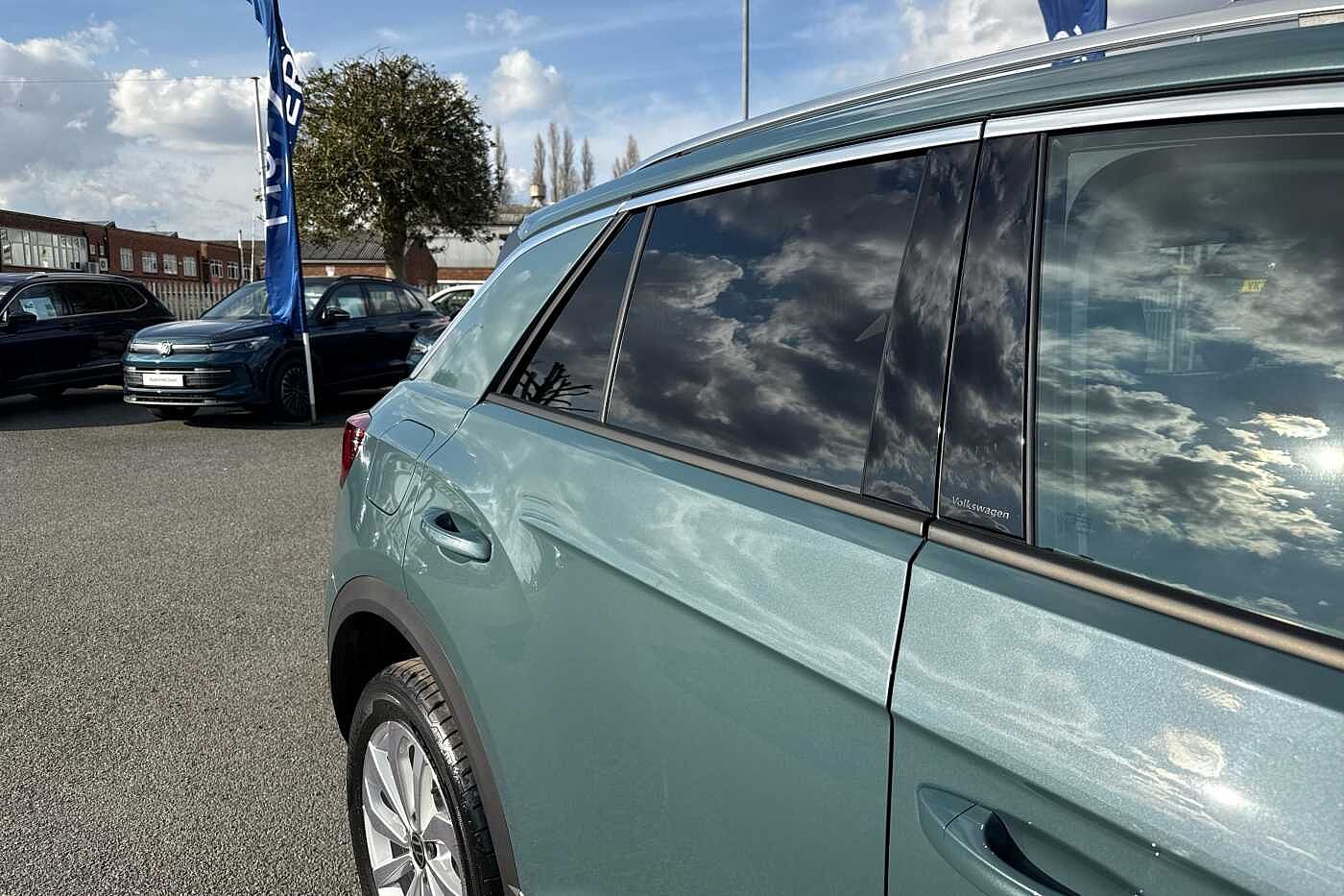 Volkswagen T-roc Hatchback 1.5 TSI Style 5dr