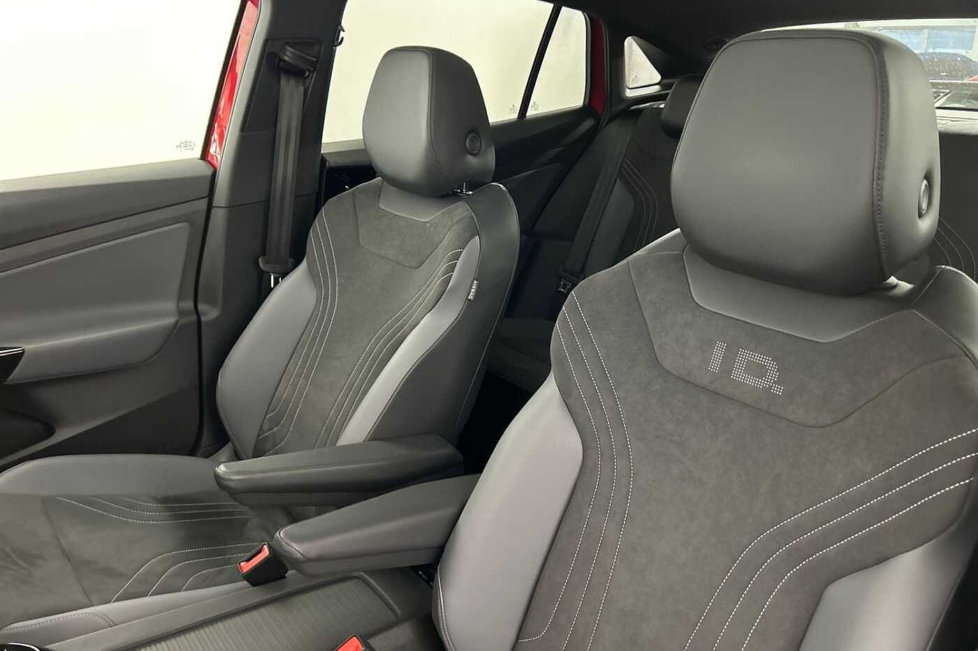 Volkswagen ID.5 Style 77kWh Pro Performance 204PS Automatic