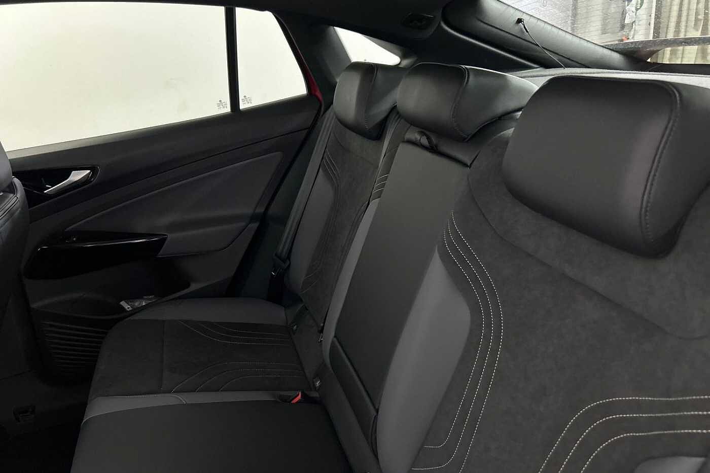 Volkswagen ID.5 Style 77kWh Pro Performance 204PS Automatic