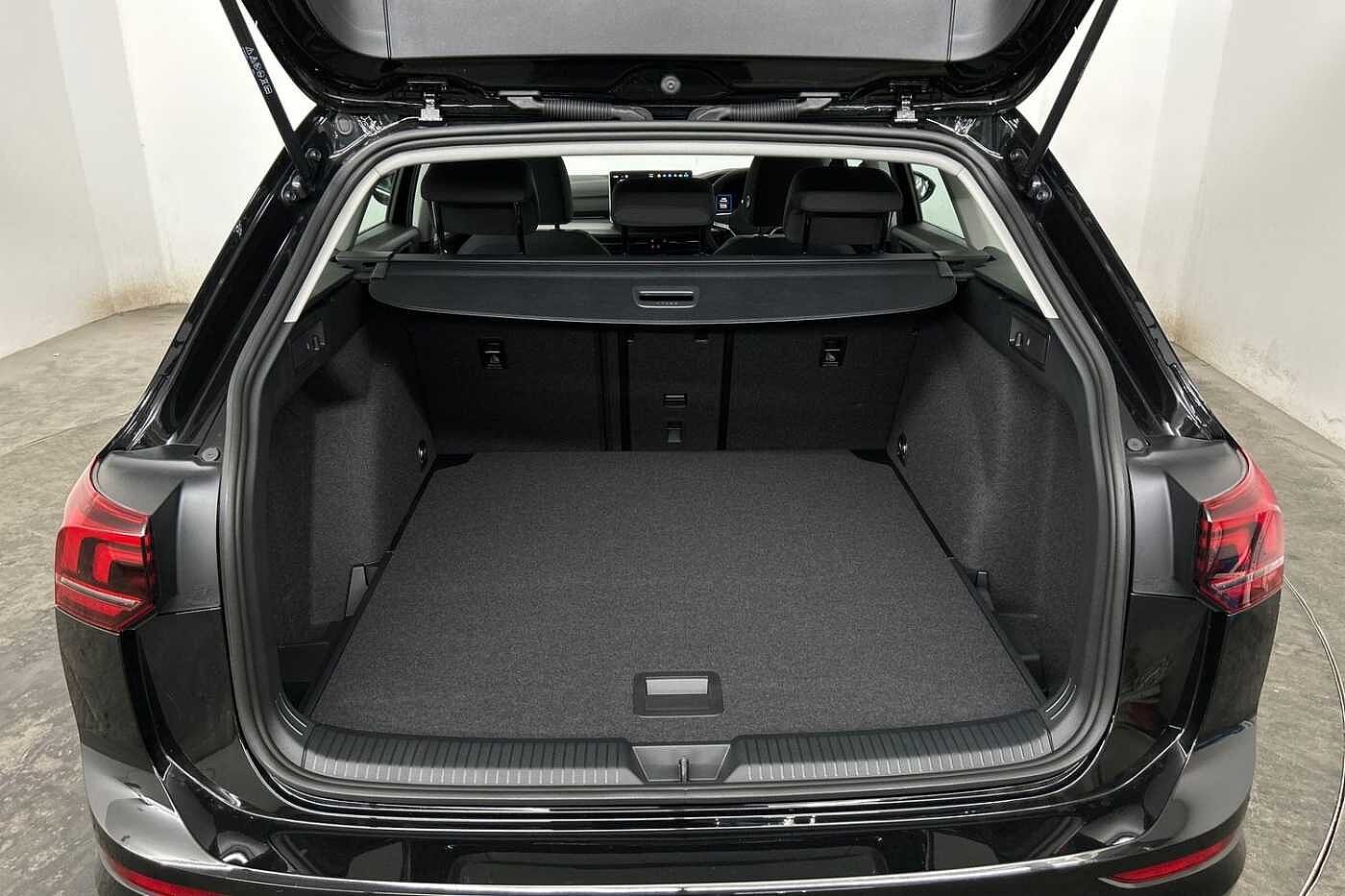 Volkswagen Golf Estate 1.5 TSI Life 5dr