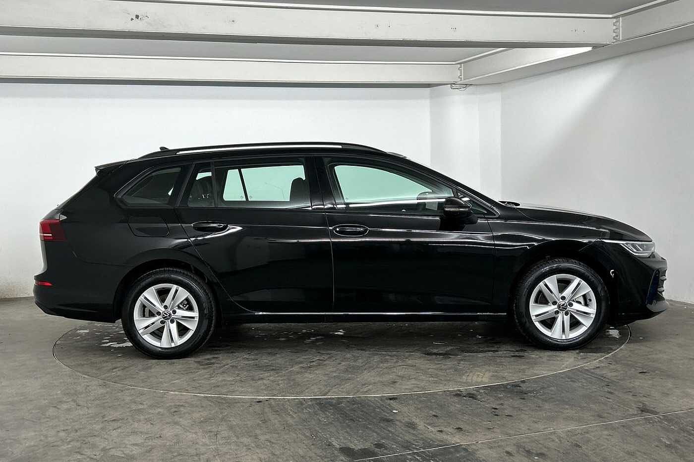 Volkswagen Golf Estate 1.5 TSI Life 5dr