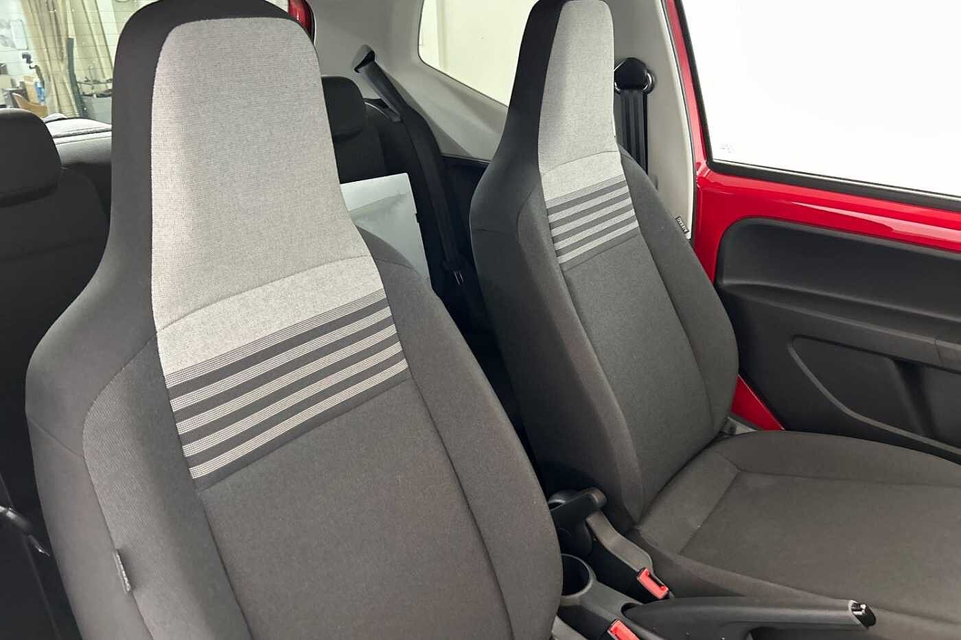 Volkswagen up! Up 1.0 60PS Move 3Dr