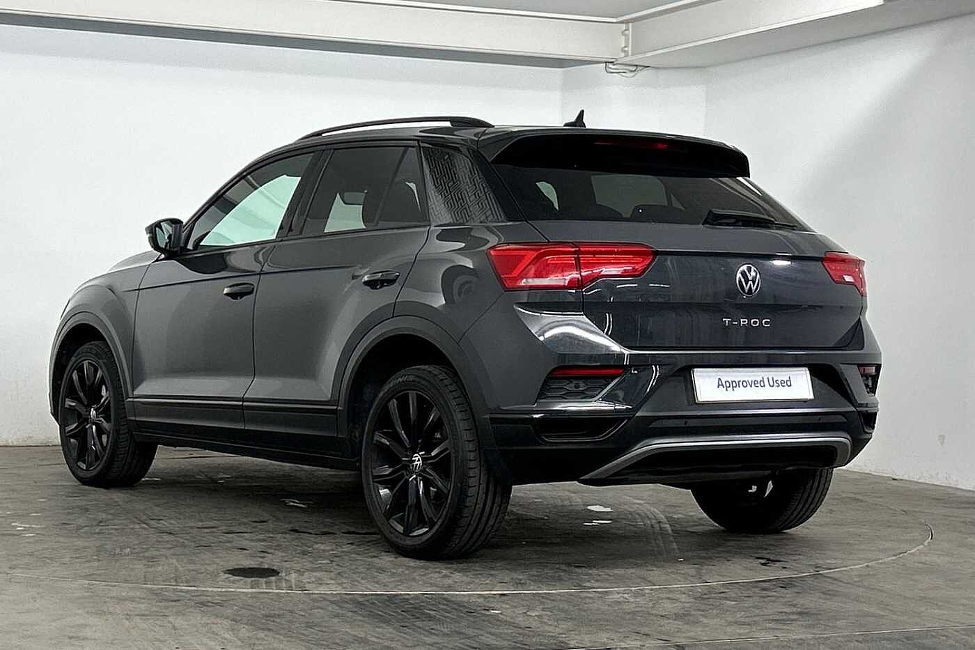 Volkswagen T-ROC 1.0 TSI Black Edition 110PS